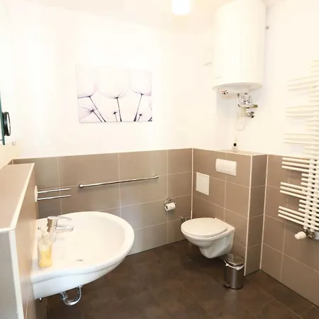 Apartmenthaus - Luisa Daire