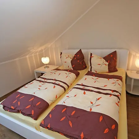 Daire Apartmenthaus - Luisa Thiessow