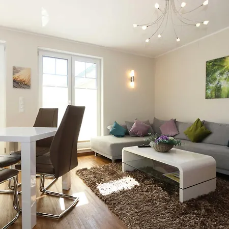 Apartmenthaus - Luisa Daire *